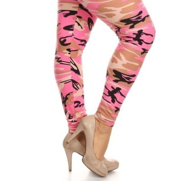 New PLUS SIZE PINK CAMOUFLAGE SOFT LEGGINGS - Picture 6 of 8